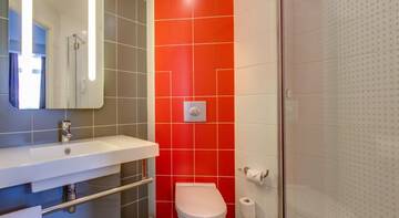 Стандартный двухместный номер с 2 отдельными кроватями в Гостинице Ibis Cheboksary Center